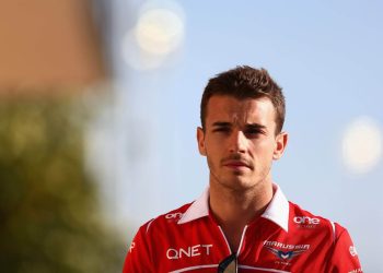 Roubo do último kart de Jules Bianchi choca a comunidade automobilística