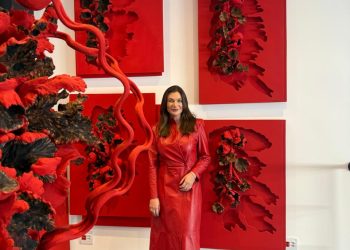 Heloísa Garrett promove noite de autógrafo do seu novo livro em São Paulo