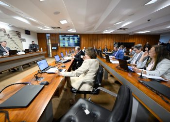 CAE aprova convocação de auditores do Banco Master