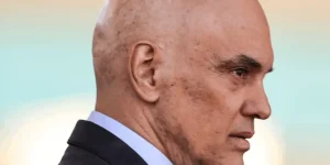 Moraes ordena perda de mandato de Ramagem após condenação