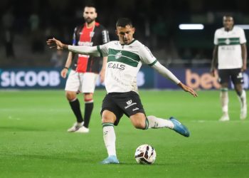 Atuações do Coritiba contra Botafogo-SP: Bruno Melo e Iury Castilho se destacam