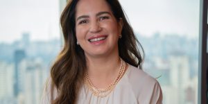 Izabella Belisário, diretora de Clientes Pessoa Física do Santander.