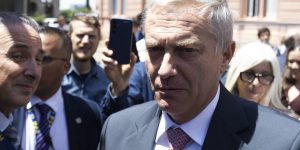 m colorida de presidente eleito do Chile, José Antonio Kast