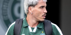Coritiba busca vitória contra a Chapecoense no Brasileirão