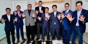 Foto: Juninho, Jasson Goulart, Newton Bonin, Pedro Lupion, Marcos Pereira, Alexa