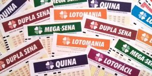 Imagem mostra cartelas de loterias da Caixa, como Quina, Mega-Sena, Lotof — Foto