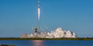 SpaceX realiza lançamento de 29 satélites Starlink em 2026