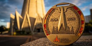 Medalha 42 km maratona de maringa - divulgação (1)