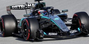Mercedes feliz com desempenho no primeiro dia do shakedown em Barcelona
