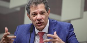 Haddad questiona futuro na Fazenda caso Lula seja reeleito