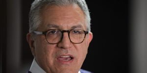 Governo brasileiro assina contrato de R$ 1,7 bilhão para hospital inteligente