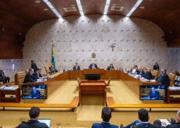Ministros do Supremo Tribunal Federal analisam, nesta quinta