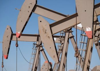 Decisão judicial declara inconstitucional lei do Texas sobre investimentos em combustíveis fósseis