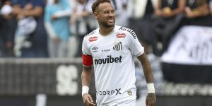 Neymar: Seleção liga alerta, mas entorno do craque minimiza lesão — Foto: Neymar
