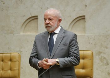 Lula se despede de economista que contribuiu com Fome Zero