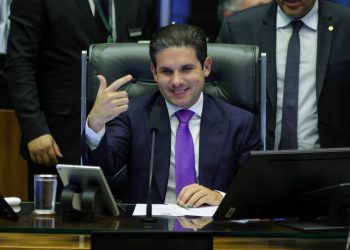 Hugo Motta pautará cassação de Zambelli, Eduardo, Ramagem e Braga