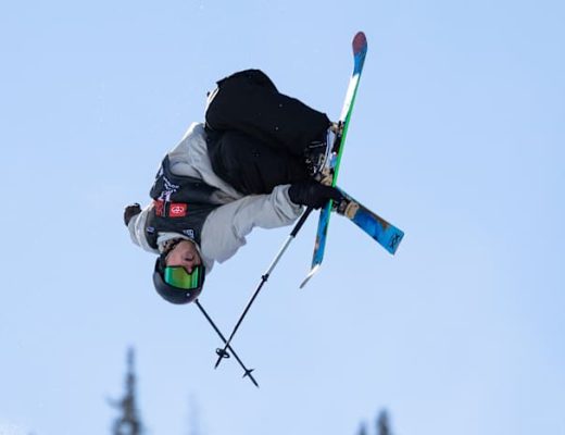 Atletas Olímpicos dos EUA enfrentam críticas por posicionamentos políticos