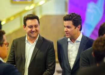 Ricardo Barros confirma Guto Silva como candidato de Ratinho Junior