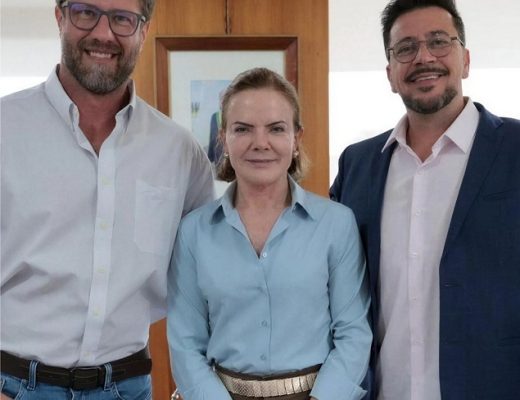 Foto: Requião Filho, Gleisi Hoffmann e Arilson Chiorato (Foto: rede social GH)