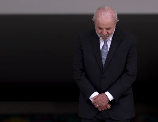 PT tenta conter risco de encolhimento no Senado e articula estratégias para preservar bancada