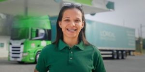 Biometano na logística: L'Oréal transforma transporte no Brasil
