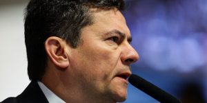 Sergio Moro recomenda série da Netflix após aprovação de projeto sobre DNA