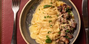 Spaghetti Alfedo com cubos de alcatra - foto Luiz Miclz (2)