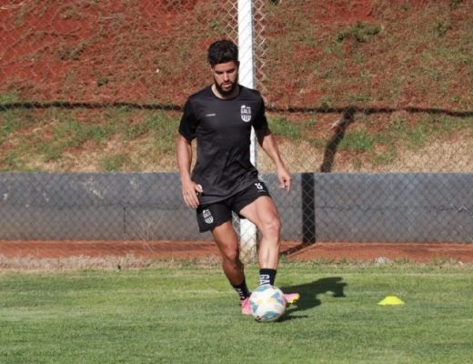 João Victor Bulhak/Galo Maringá