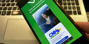 m colorida da tela aplicativo CNH do Brasil