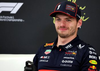 Verstappen presser Abu Dhabi Sun