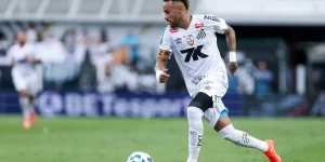 Neymar Junior of Santos runs with the ball against Cruzeiro.