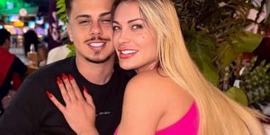 Andressa Urach desafia críticas ao namorar homem 15 anos mais novo