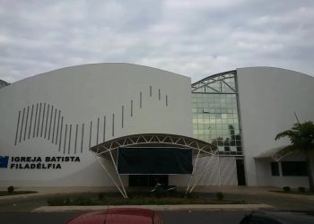 Ex-líder religioso preso por abusos sexuais em série