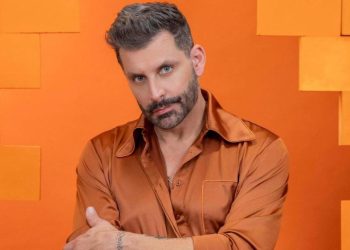 Vídeo de Henri Castelli com muletas viraliza e gera dúvidas