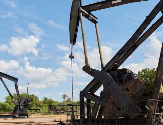 Líderes do setor de petróleo e gás destacam necessidade de mudanças antes de investir na Venezuela