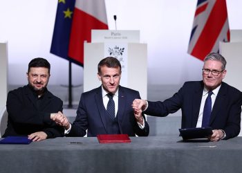 Tom Nicholson/Getty Images