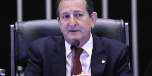 Câmara aprova mudança no termo agrotóxico para defensivo agrícola