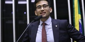 Nova lei agiliza contratações públicas com comércio eletrônico