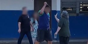 aluno-surto-escola-tenta-atacar-pedagoga-londrina-960x592-1
