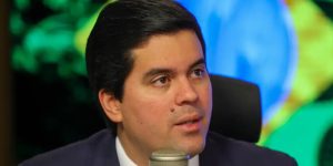 André Fufuca reafirma apoio a Lula e desafia PP em evento