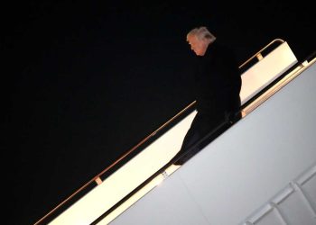 Encontro anual de governadores desmorona após exclusão de democratas por Trump