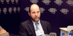 Armínio Fraga defende meta de queda do endividamento público