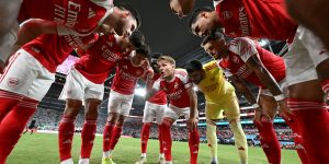 Arsenal enfrenta estreia na Champions League sem titulares