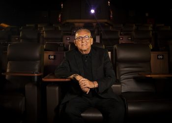 m colorida do narrador Galvão Bueno