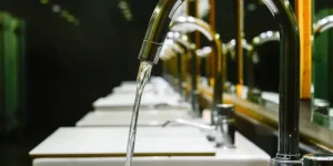 Desperdício de água potável no Brasil atinge níveis alarmantes