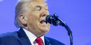 World Economic Forum / Benedikt von Loebell