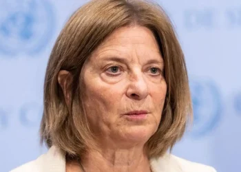 Investigação sobre diplomata norueguesa revela laços com Jeffrey Epstein