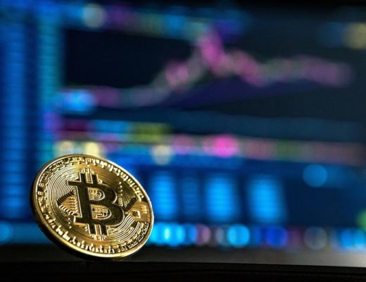 Investimento em criptomoedas no Brasil ganha espaço com regulação crescente