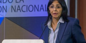 m colorida, Delcy Rodriguez, Vice-Presidente Executiva da Venezuela e Ministra dos Hidrocarbonetos da Venezuela.- Metrópoles