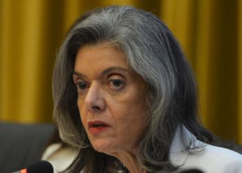 Cármen Lúcia estabelece diretrizes para juízes nas eleições